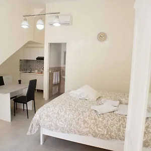 Isola Bella Guest house