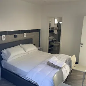 La Casa Delle Fate-area Marina Protetta Guest house